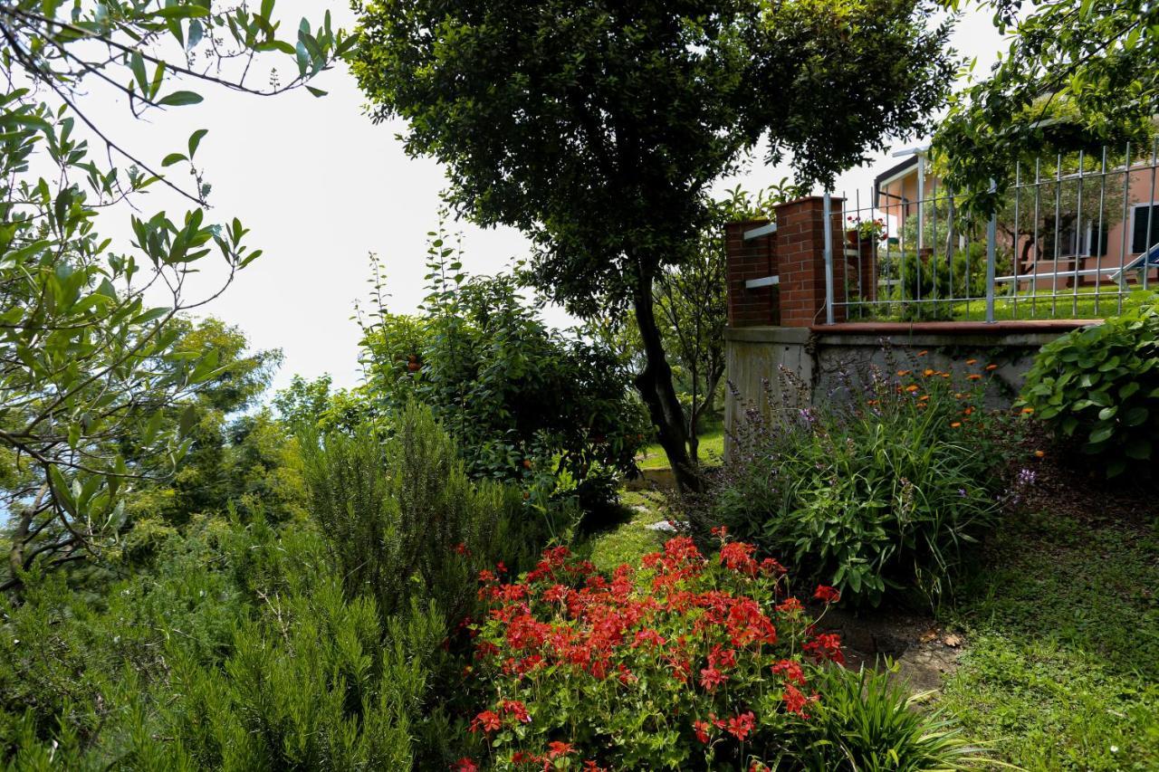 Villa Gio - Terrazza Nel Blu Bergeggi Extérieur photo