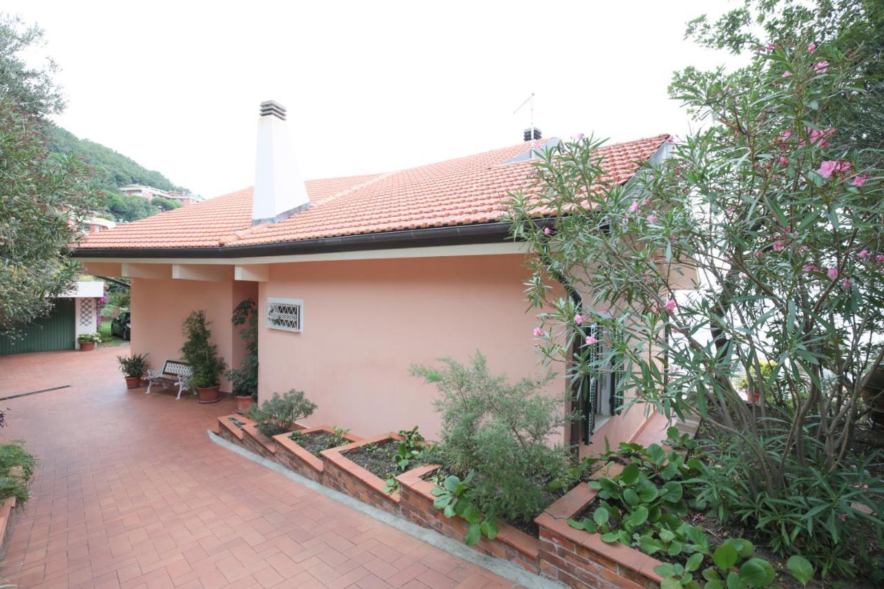 Villa Gio - Terrazza Nel Blu Bergeggi Extérieur photo
