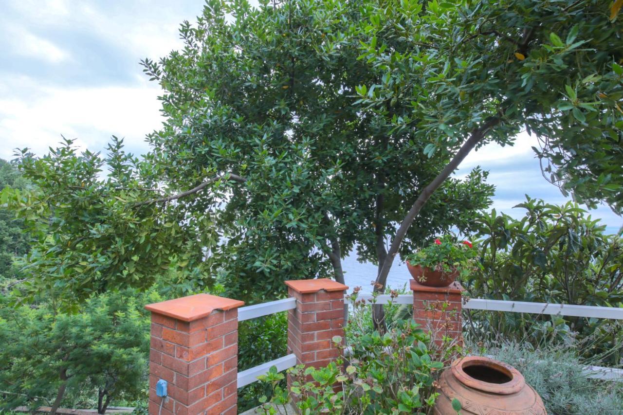 Villa Gio - Terrazza Nel Blu Bergeggi Extérieur photo